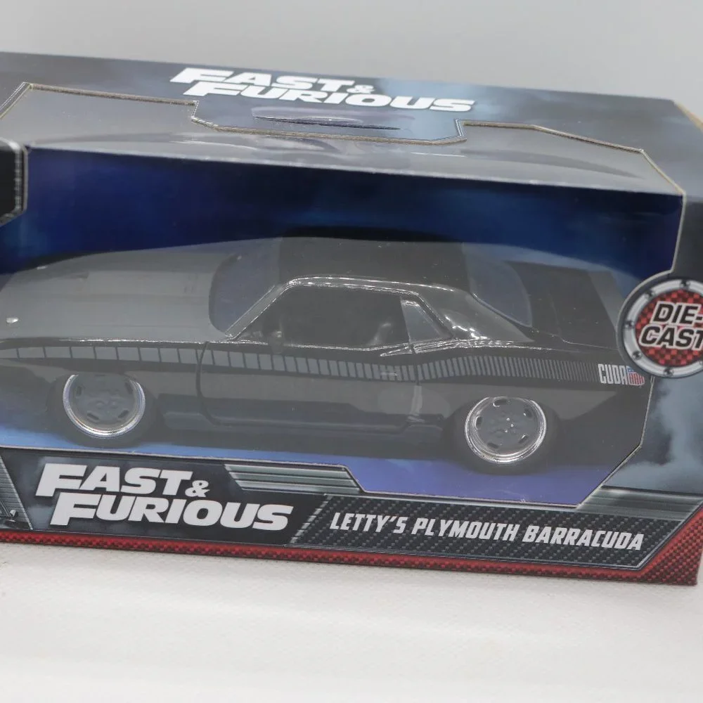Fast & Furious Letty's Plymouth Barracuda new and sealed box 1/32 scale